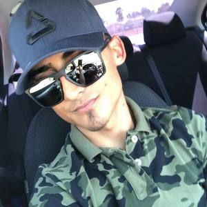 Meet your Posher, Gerardo